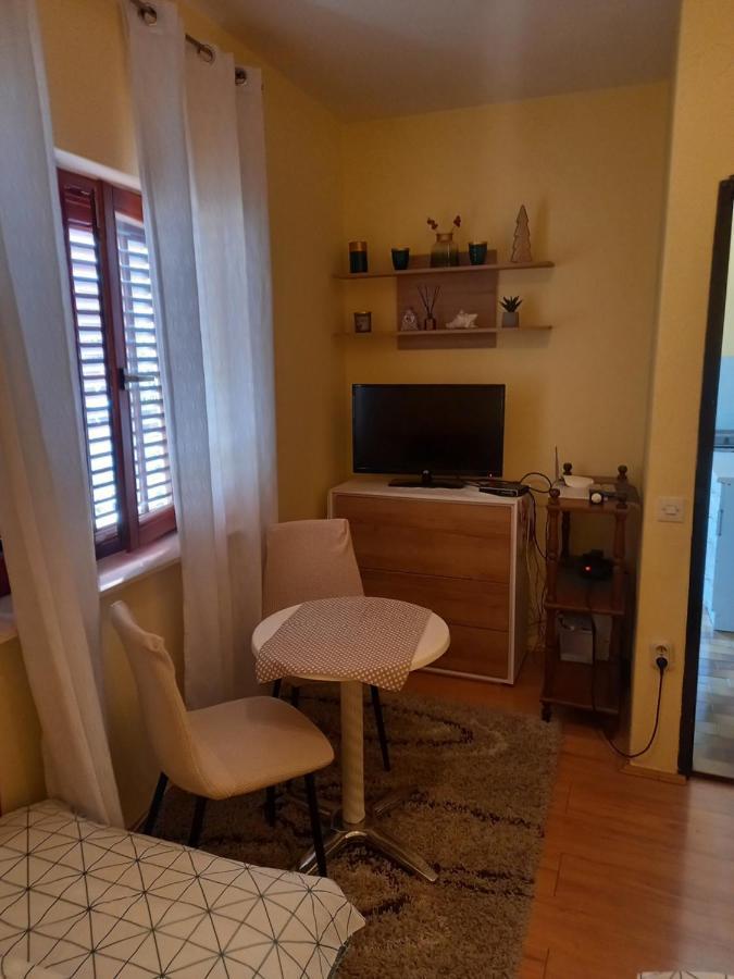 Apartman Goran Vodice Exterior photo